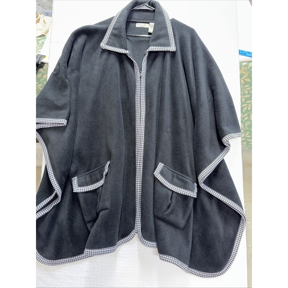 Stylish Cape Black W/ Gingham Trim One Size